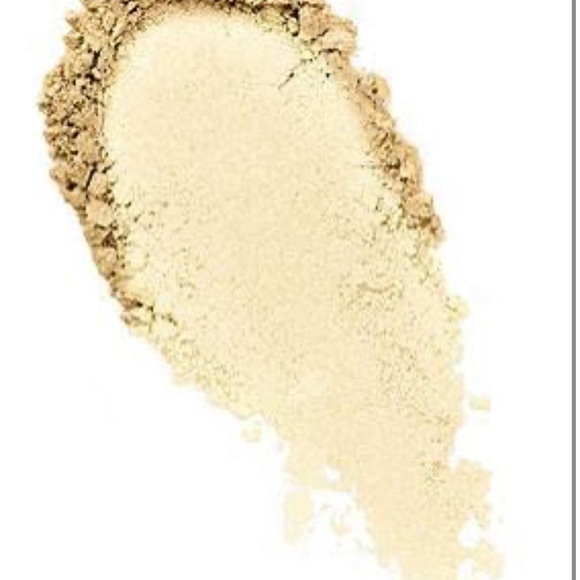 💕🍌Kylie Banana Split Pressed Illuminating Powder - Picture 5 of 8